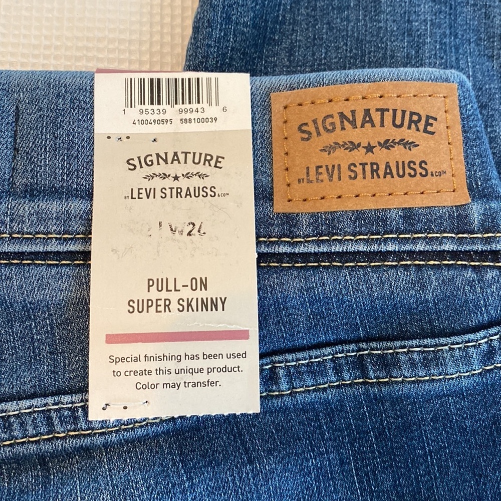 Signature by Levi Strauss Simply Stretch Pull on Super Skinny Jeans Size 2 W 26 - Picture 8 of 13